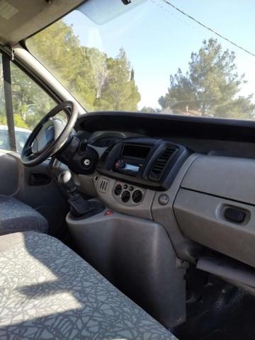Renault Trafic image 8