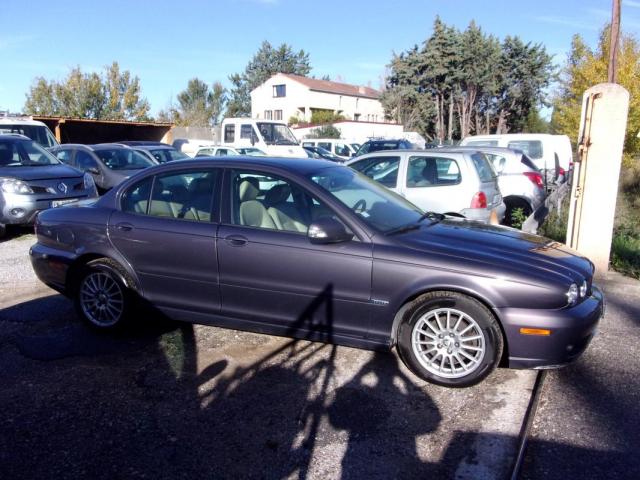 Jaguar X-Type image 5