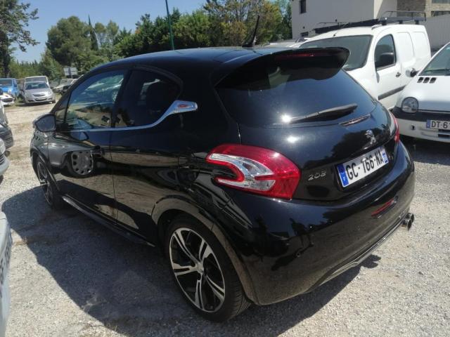 Peugeot 208 image 4