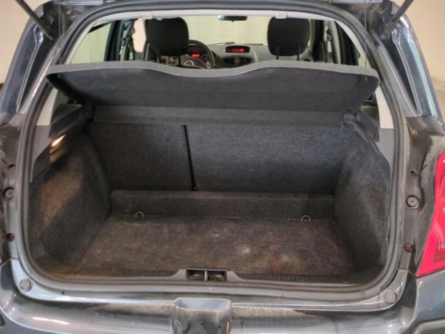 Renault Clio image 9