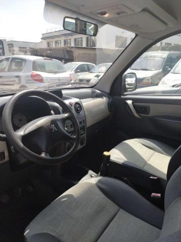 Peugeot Partner image 1