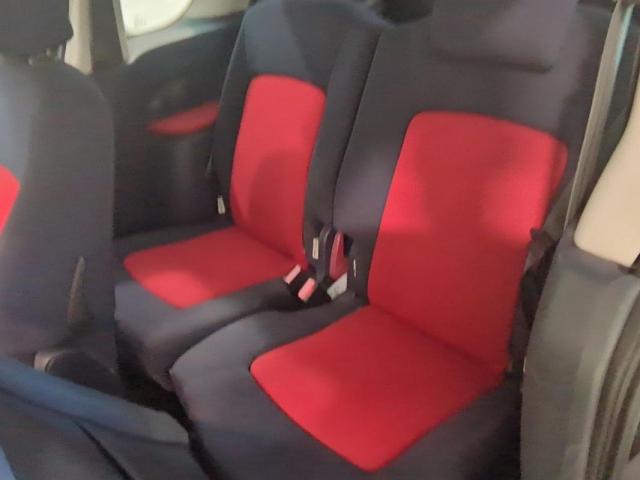 Peugeot 1007 image 6