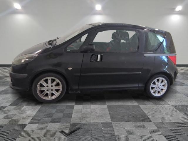 Peugeot 1007 image 2