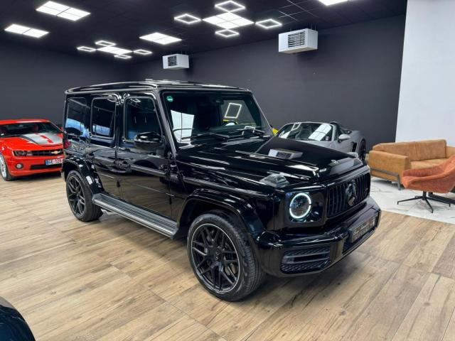 Mercedes Benz