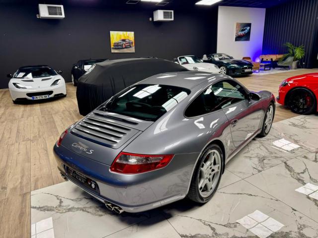 Porsche 997 image 8