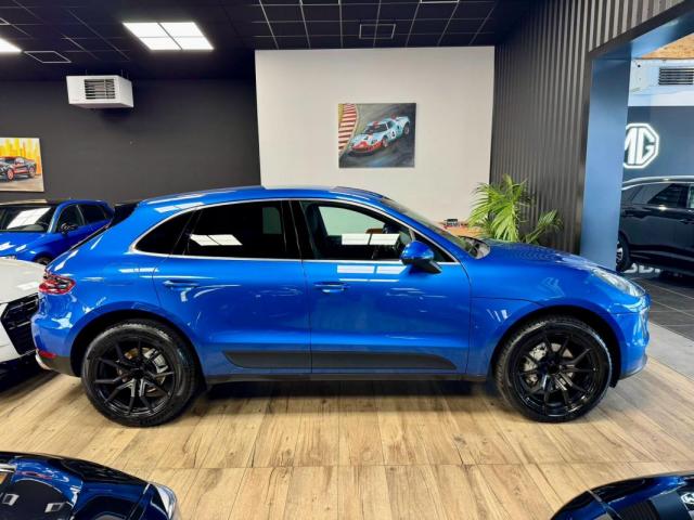 Porsche Macan image 1
