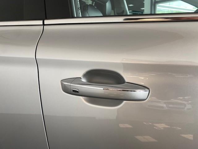 Mg Mg5 image 1