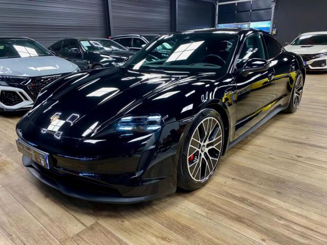 Porsche Taycan image 8