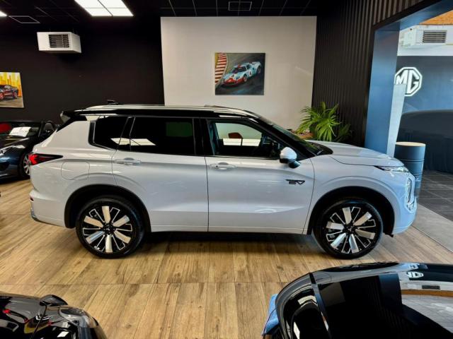 Mitsubishi Outlander Phev image 7