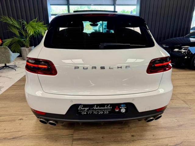 Porsche Macan image 8