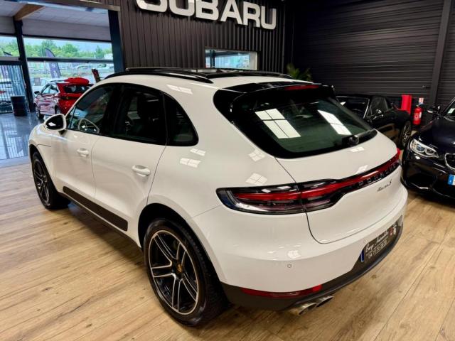 Porsche Macan image 1