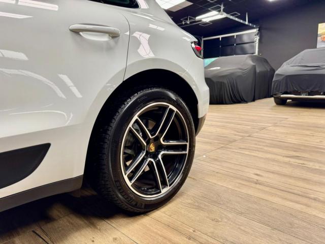 Porsche Macan image 4