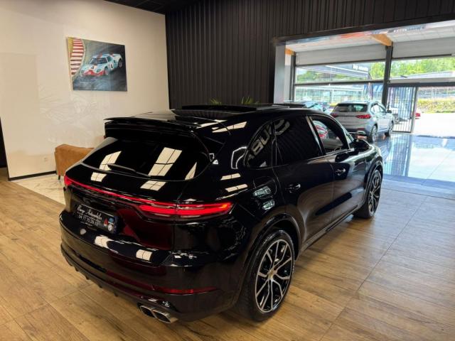 Porsche Cayenne image 4