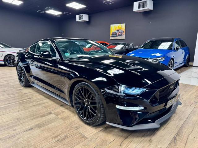 Ford Mustang image 1