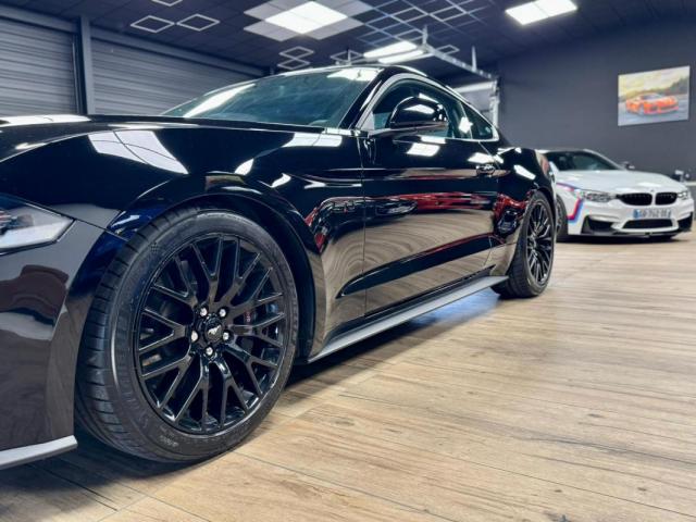Ford Mustang image 2