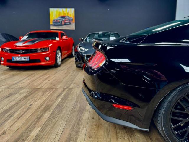 Ford Mustang image 5