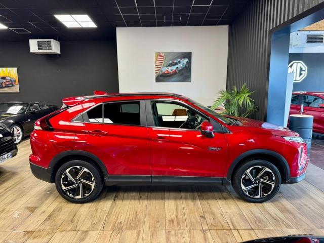 Mitsubishi Eclipse Cross image 9