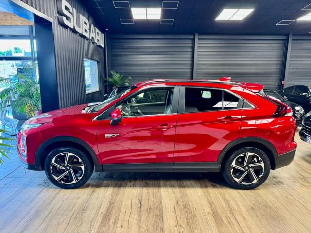 Mitsubishi Eclipse Cross image 2