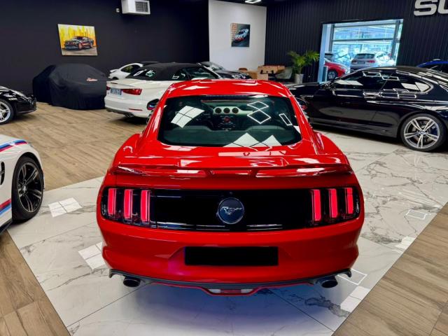 Ford Mustang image 2