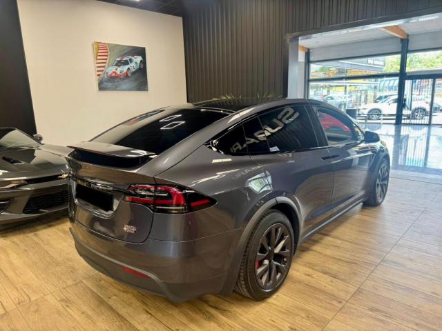 Tesla Model X image 1