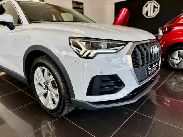 Audi Q3 image 9