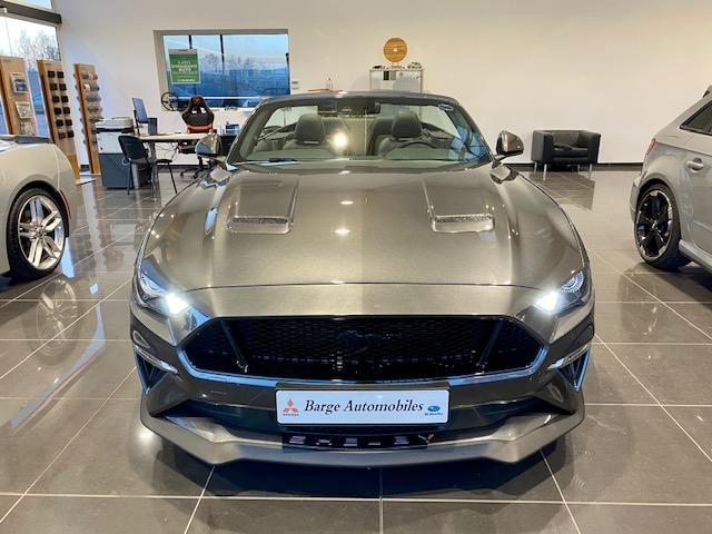 Ford Mustang Convertible image 7