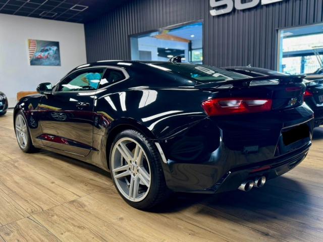 Chevrolet Camaro image 6