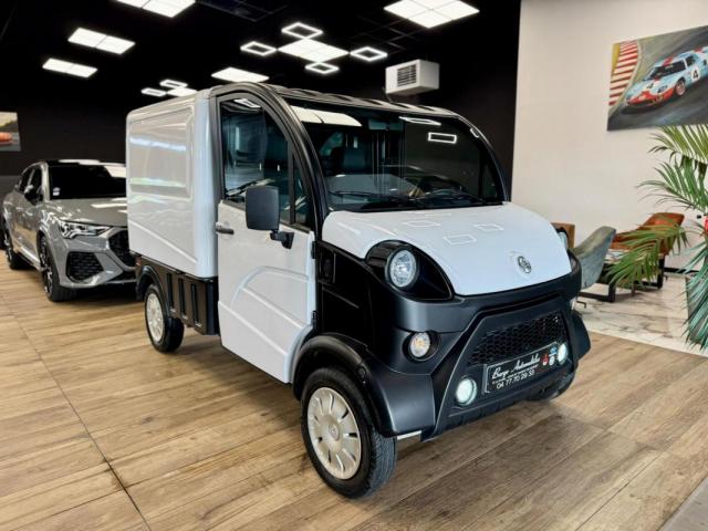 Aixam E-Truck image 4