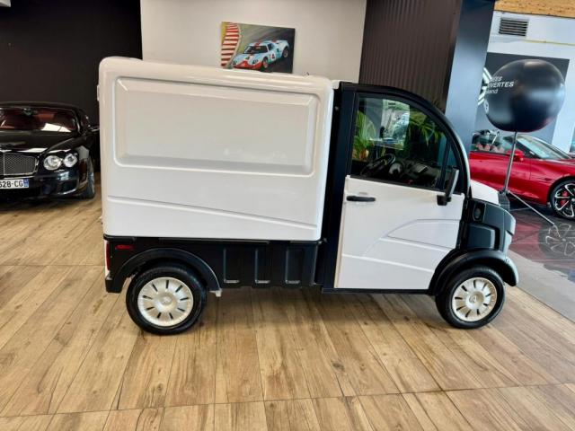 Aixam E-Truck image 2