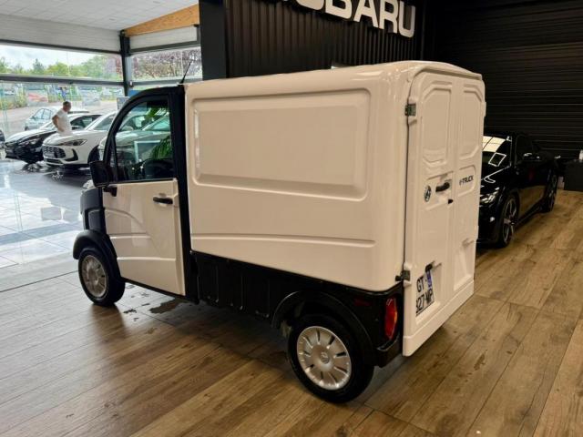 Aixam E-Truck image 5