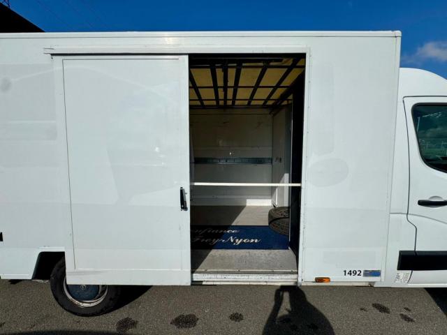 Opel Movano image 9