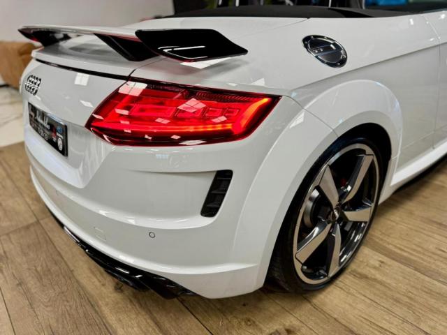 Audi Tt Rs Roadster image 8