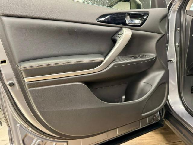 Mitsubishi Eclipse Cross image 7