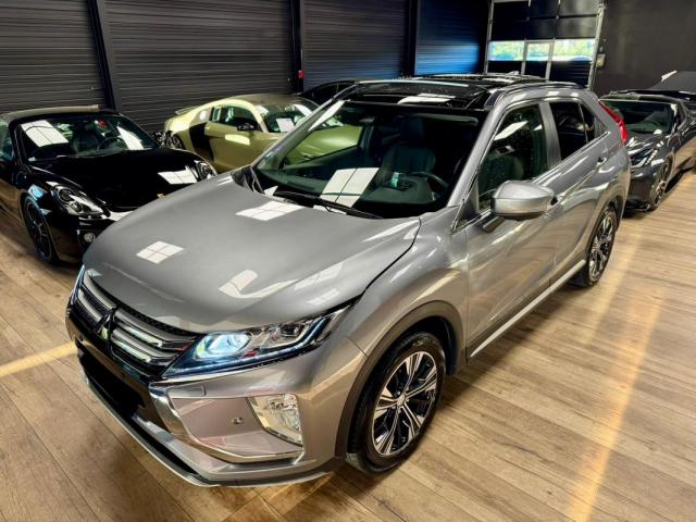 Mitsubishi Eclipse Cross image 9