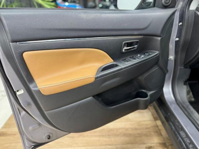 Mitsubishi Asx image 9