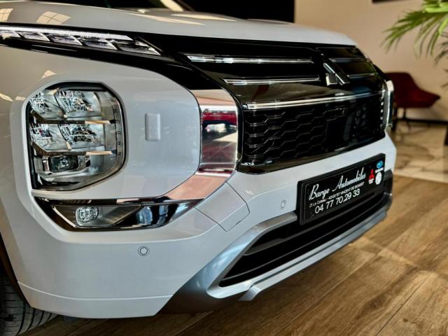 Mitsubishi Outlander Phev image 8