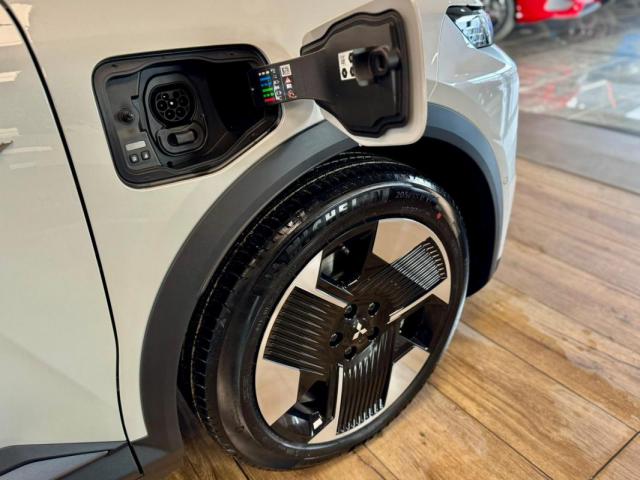 Mitsubishi Eclipse Cross image 4