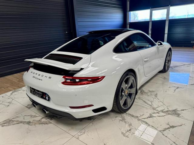 Porsche 911 image 6