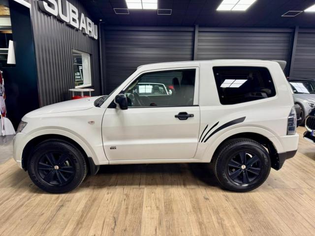 Mitsubishi Pajero image 8