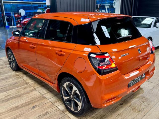 Suzuki Swift image 8