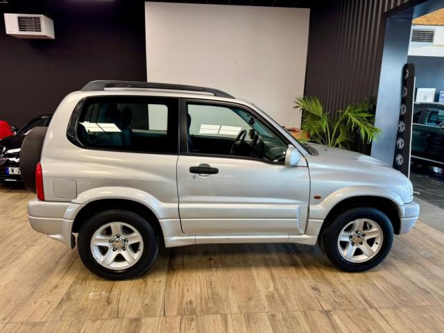 Suzuki Grand Vitara image 1