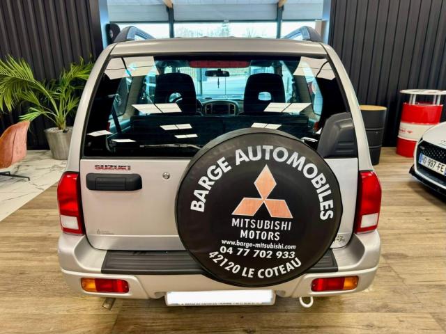 Suzuki Grand Vitara image 7