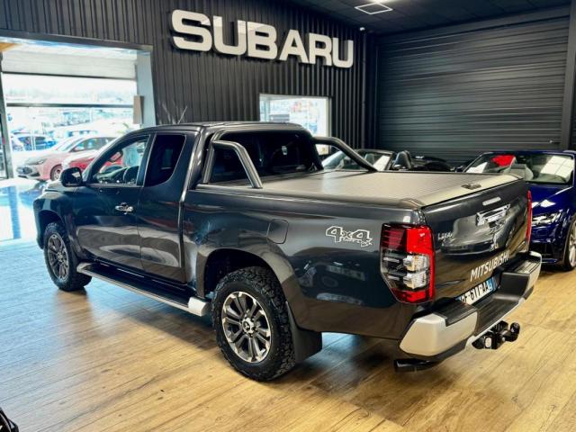 Mitsubishi L200 image 6