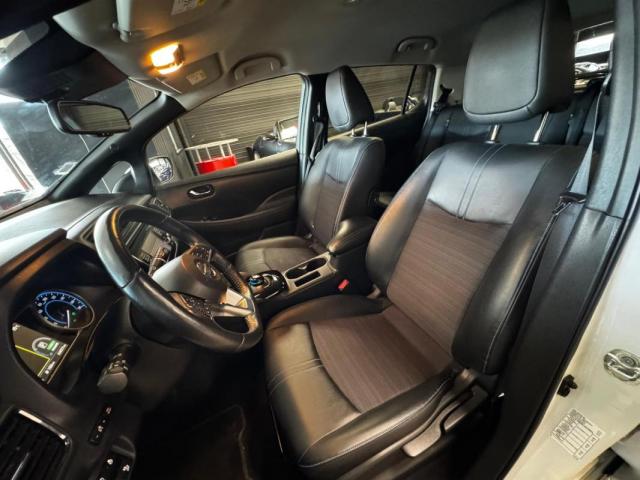 Nissan Leaf image 5