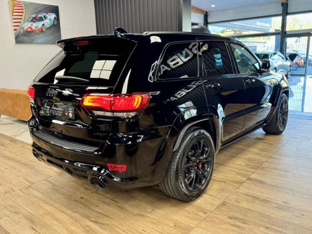 Jeep Grand Cherokee image 6