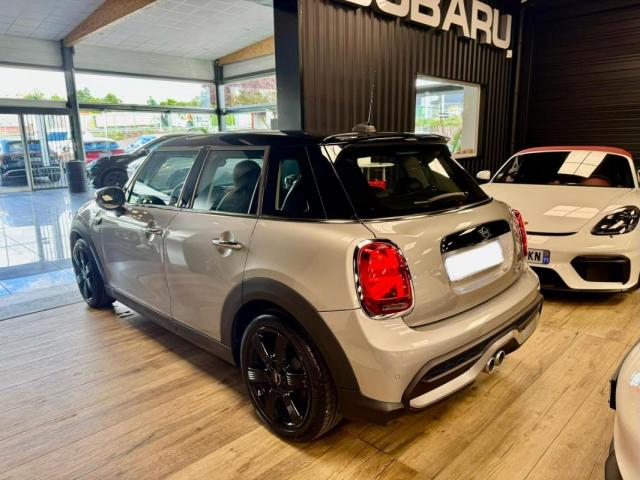 Mini Cooper S image 2