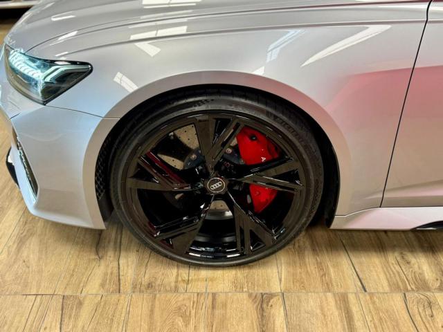 Audi Rs6 Avant image 9