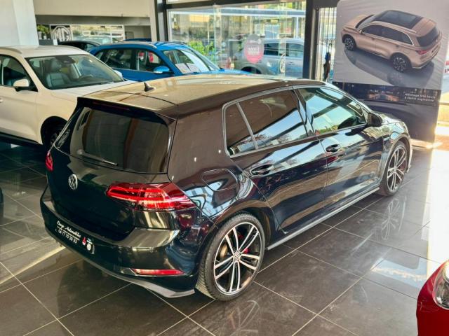 Volkswagen Golf image 7