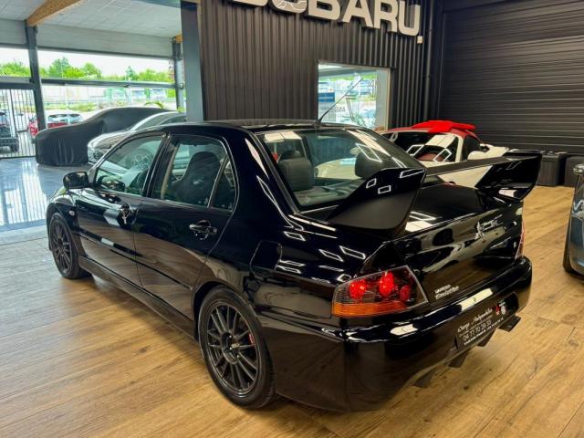 Mitsubishi Lancer Evolution image 2