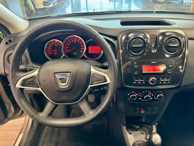Dacia Logan image 2